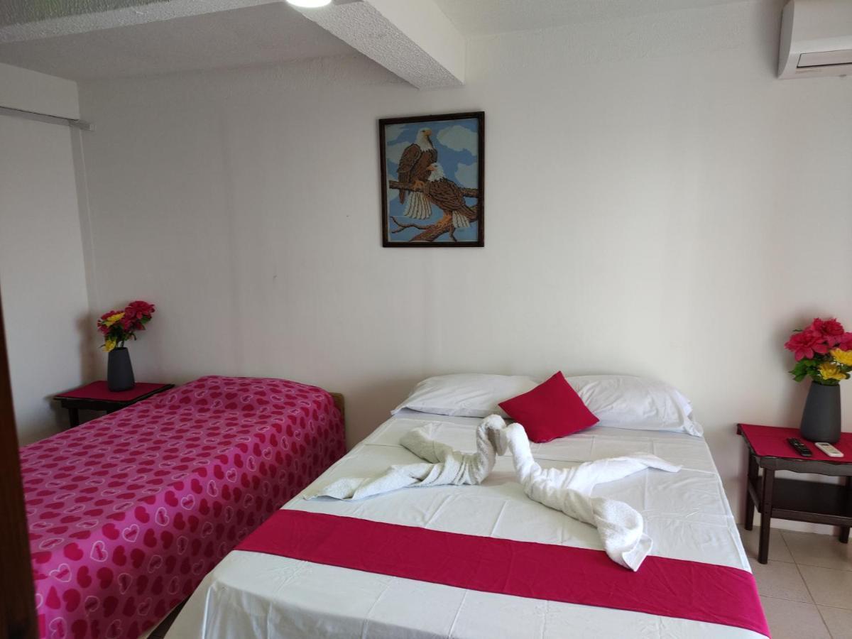 Cabañas Mister Mac Fresh Water Bay Exterior foto