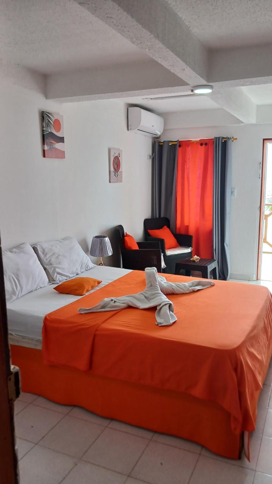 Cabañas Mister Mac Fresh Water Bay Exterior foto