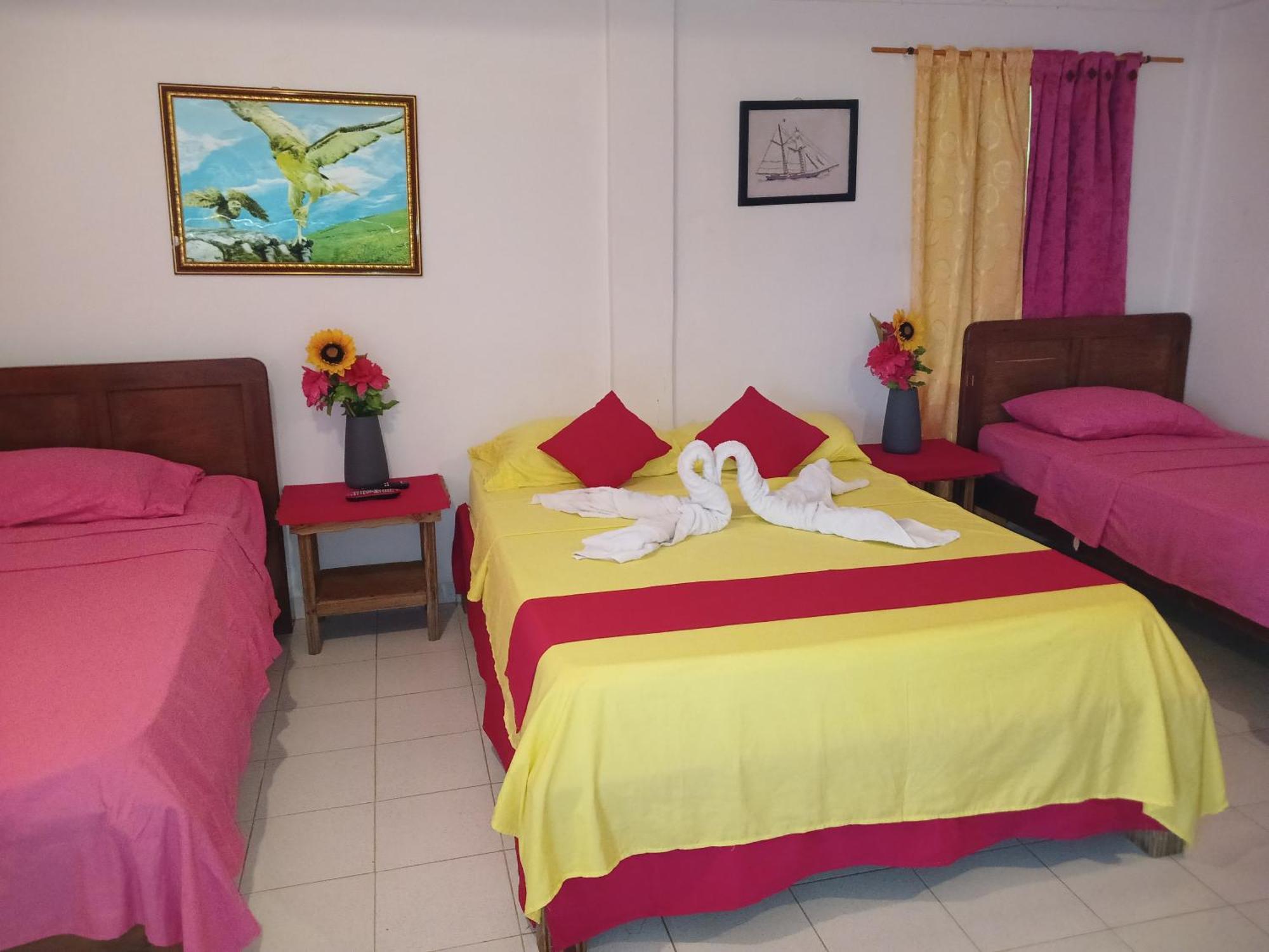 Cabañas Mister Mac Fresh Water Bay Exterior foto