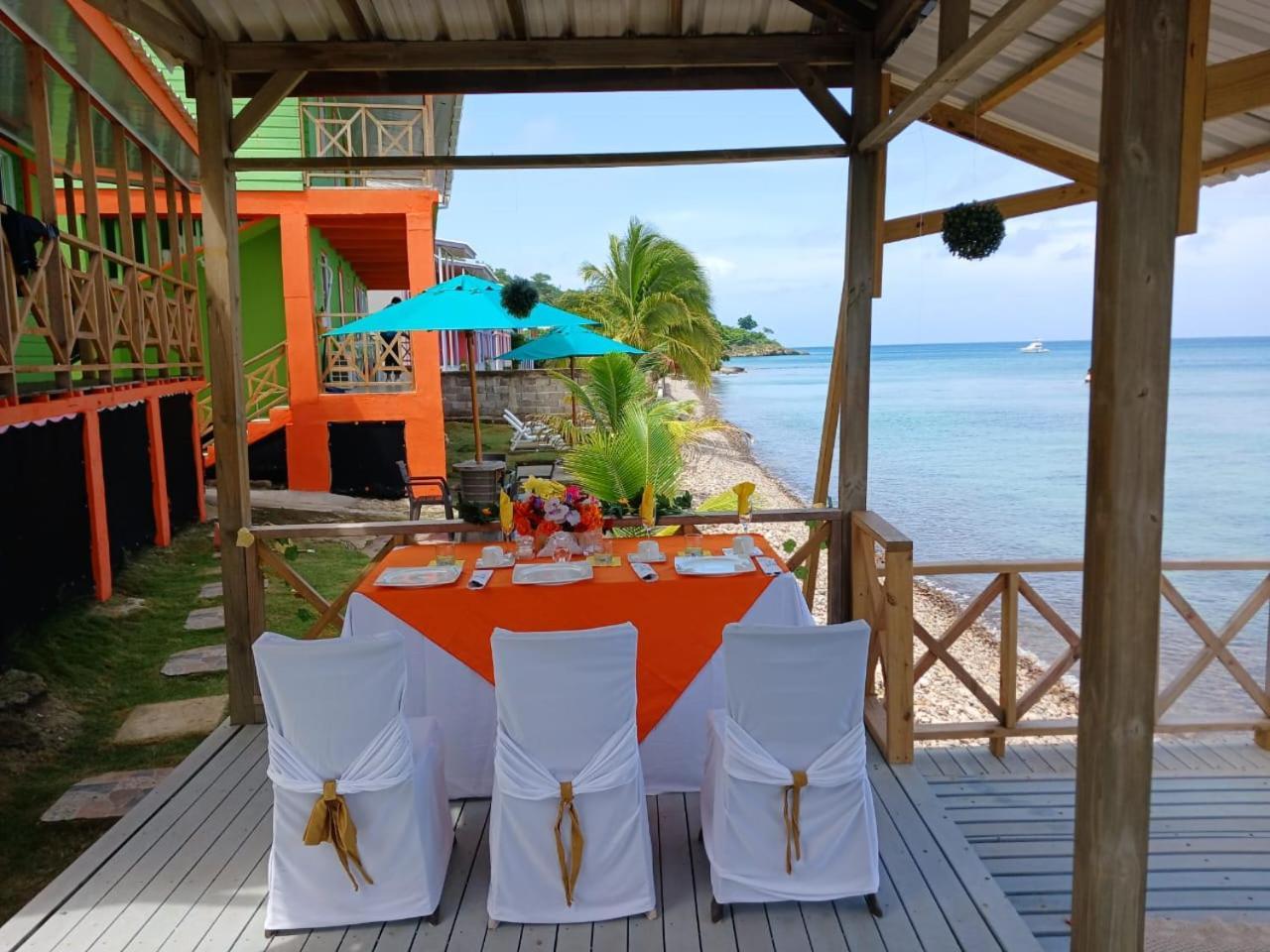 Cabañas Mister Mac Fresh Water Bay Exterior foto